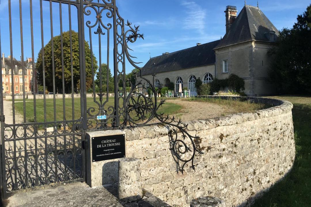 Photo of Others in Ocquerre