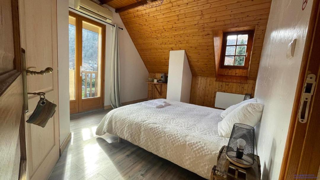 Photo of Bedroom in Laruns