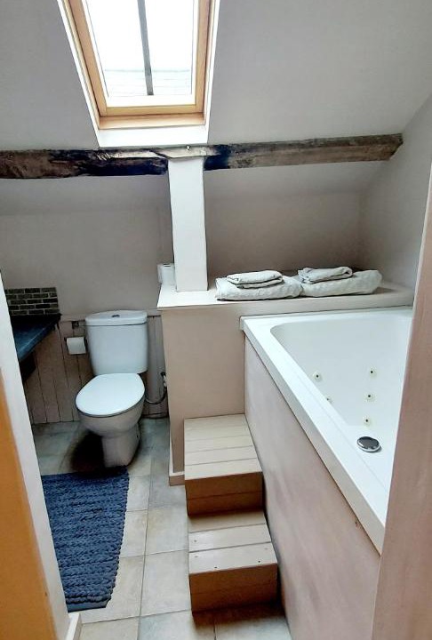 Photo of Others in Southam