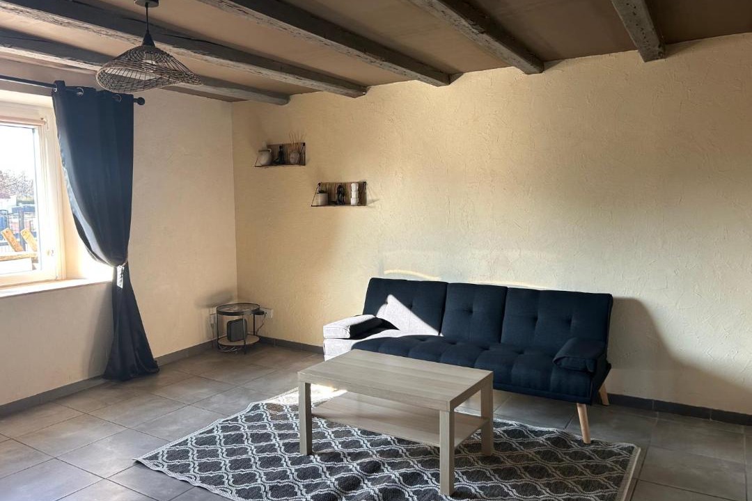 Photo of Others in Roye