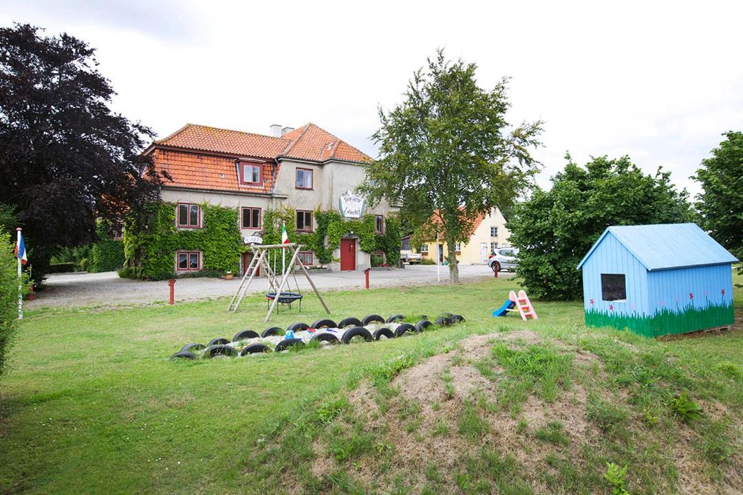 Photo of Others in Stege