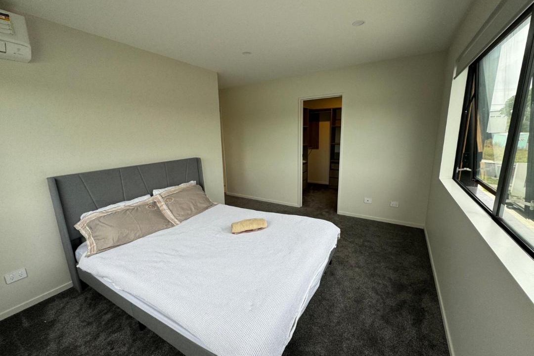 Photo of Others in Eastern Beach