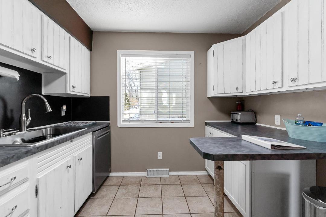 Photo of Kitchen in Twin Lake