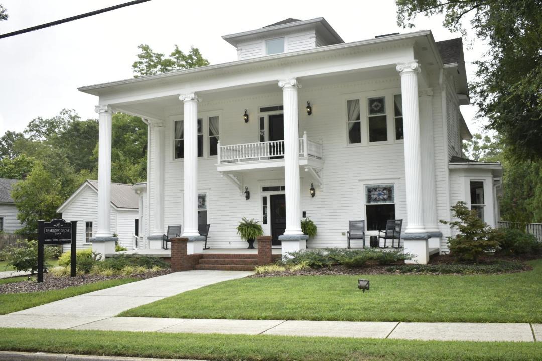 Photo of Others in Monroe