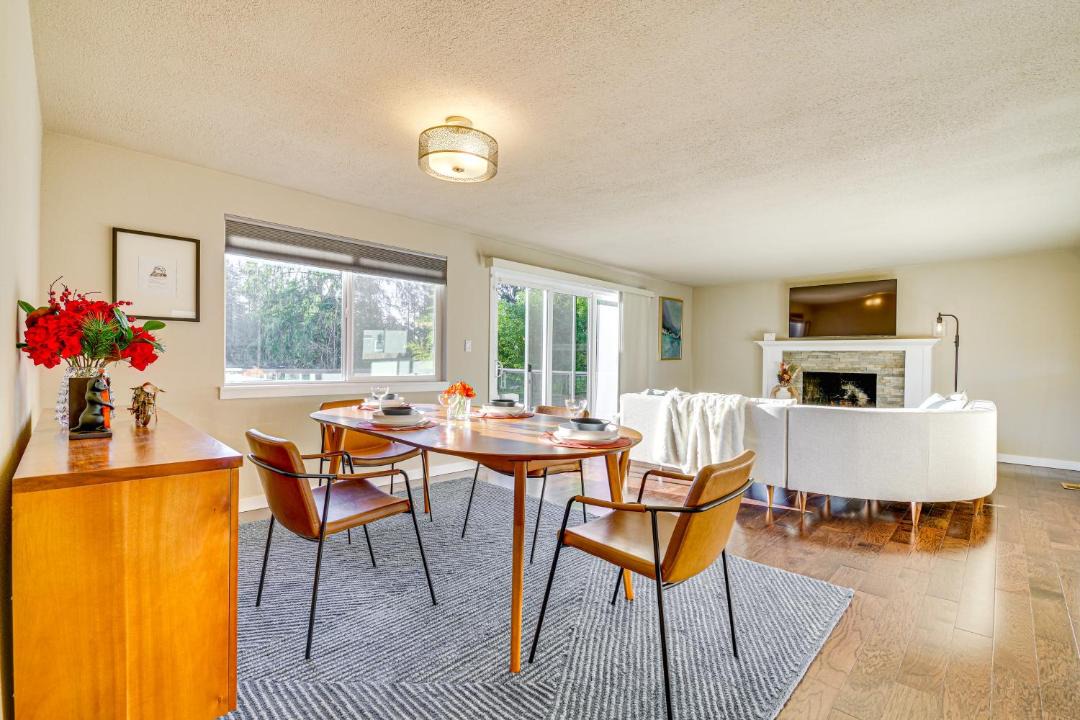 Photo of Others in Silver Lake