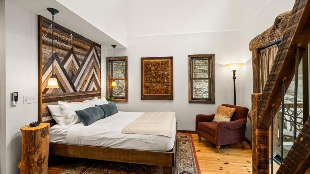 Photo of Bedroom in Townsend