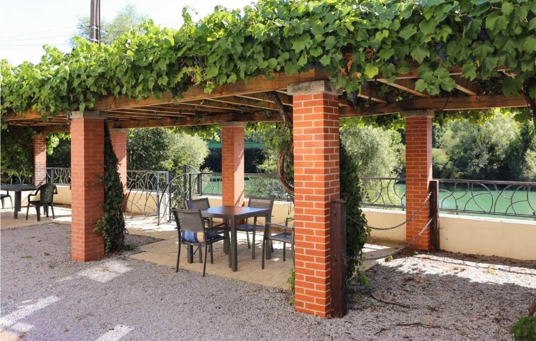 Photo of Others in Jaulgonne