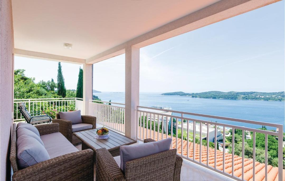 Photo of Patio Balcony in Orasac