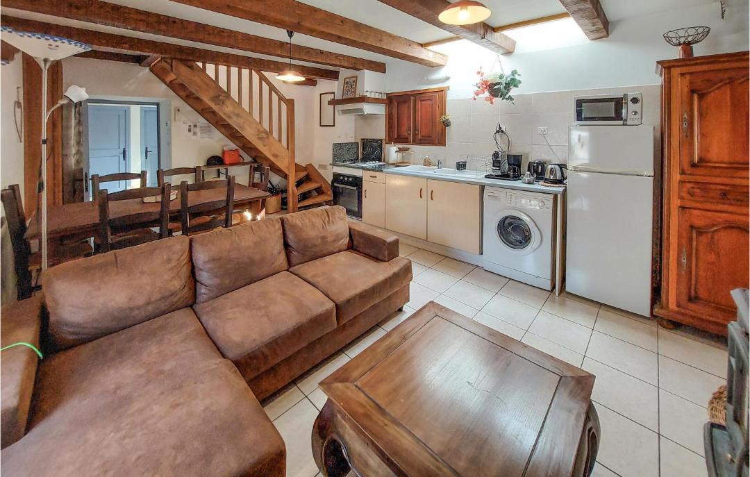 Photo of Others in Aste