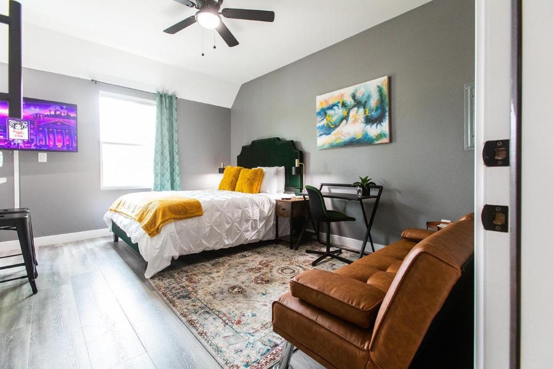 Photo of Bedroom in University Heights