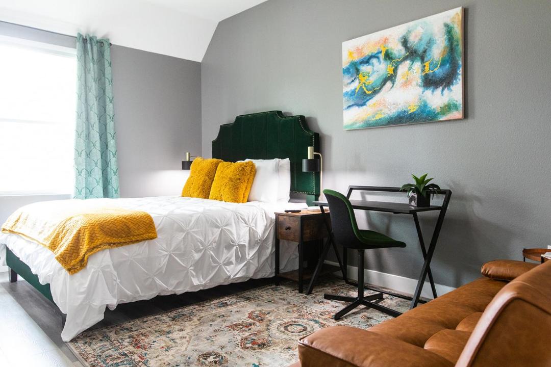 Photo of Bedroom in University Heights
