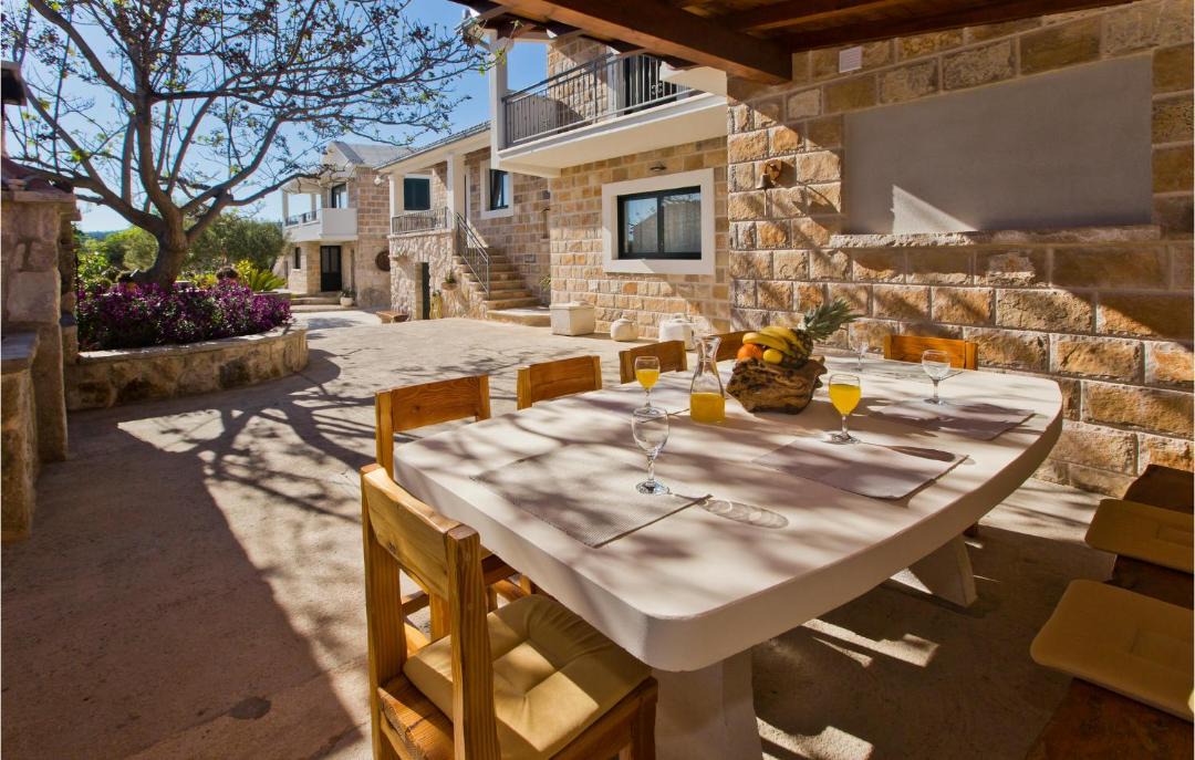 Photo of Patio Balcony in Bogomolje