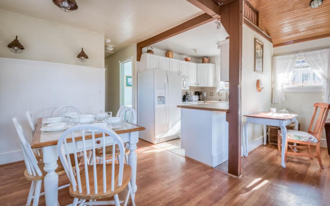 Photo of Kitchen in Lincoln City