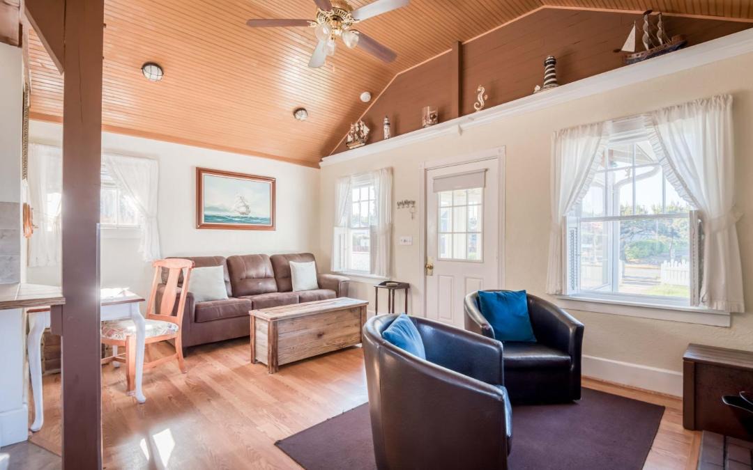 Photo of Others in Lincoln City