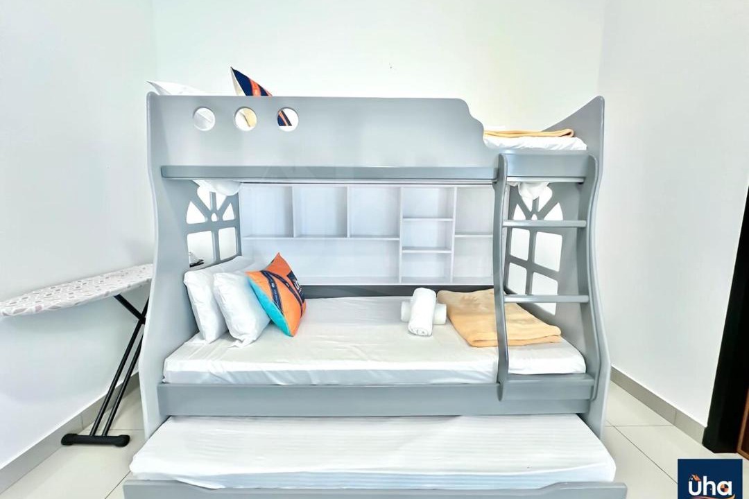 Photo of Bedroom in Kempas