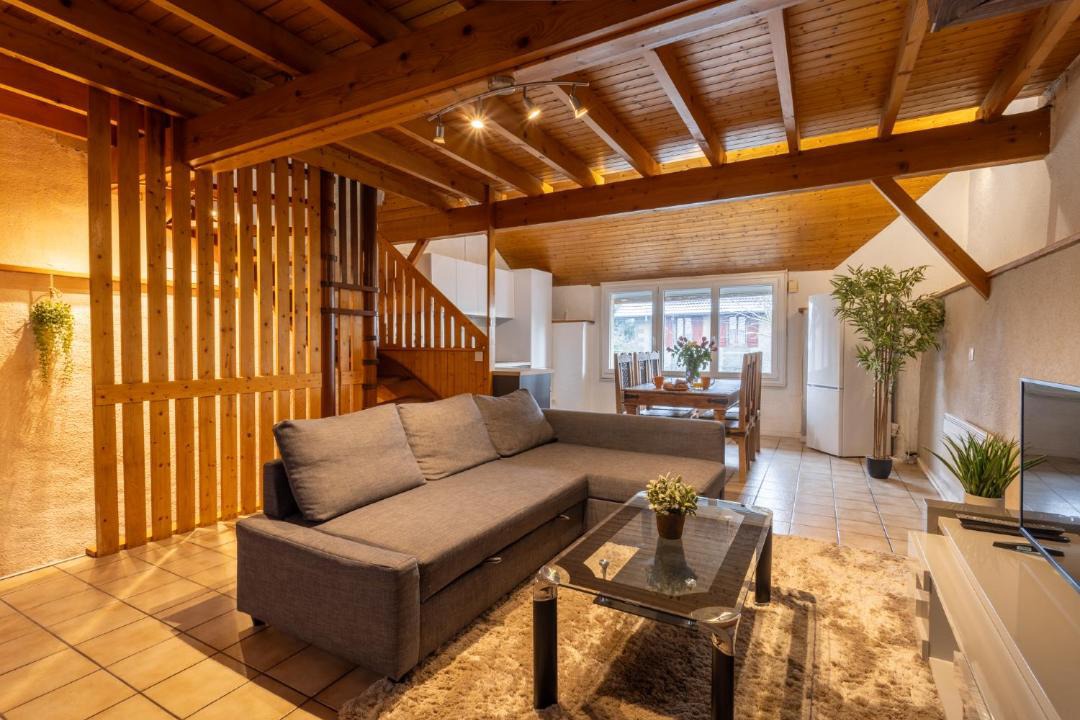 Photo of Others in Viry