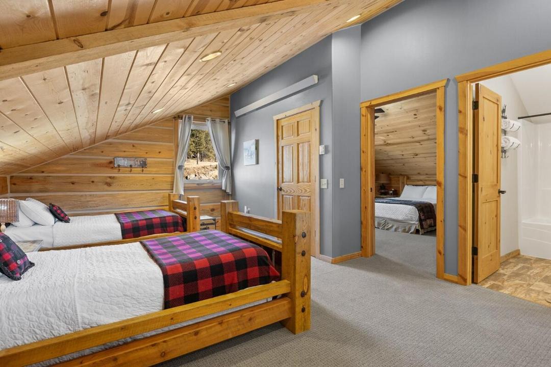 Photo of Bedroom in Custer
