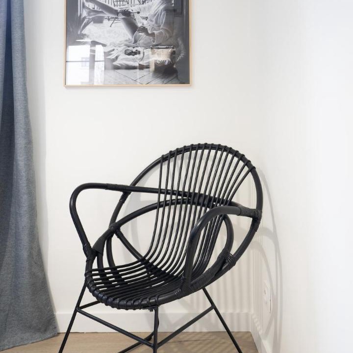 Photo of Others in Zola - Pressense