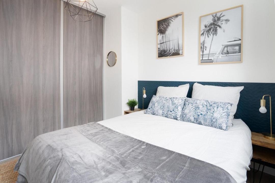 Photo of Bedroom in Zola - Pressense