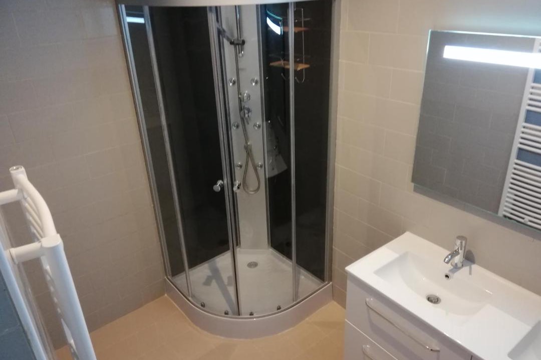 Photo of Bathroom in Mormant