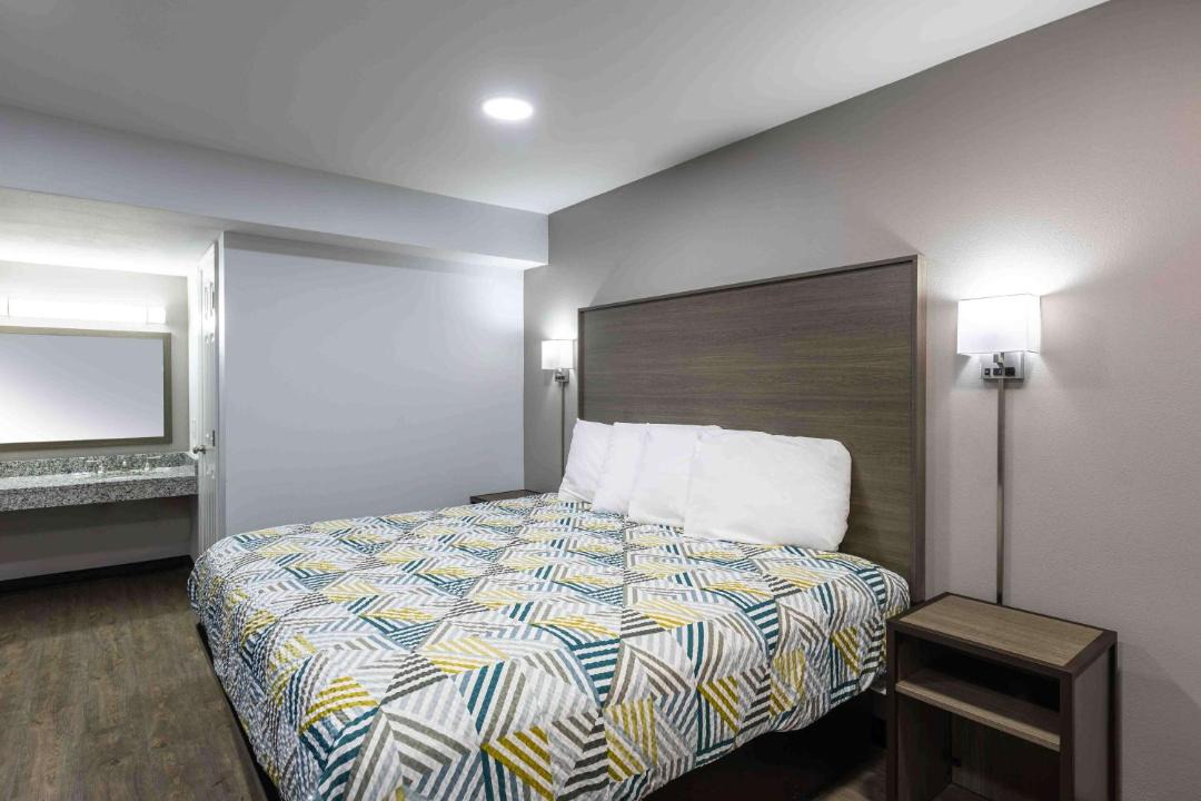 Photo of Bedroom in Hickory