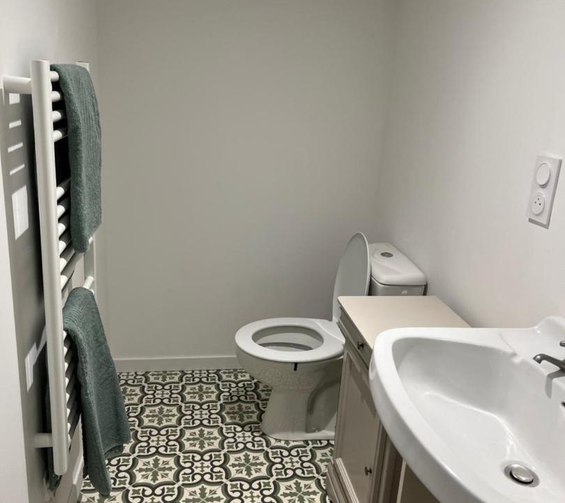 Photo of Bathroom in Les Chatelliers-Chateaumur