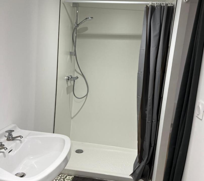 Photo of Bathroom in Les Chatelliers-Chateaumur