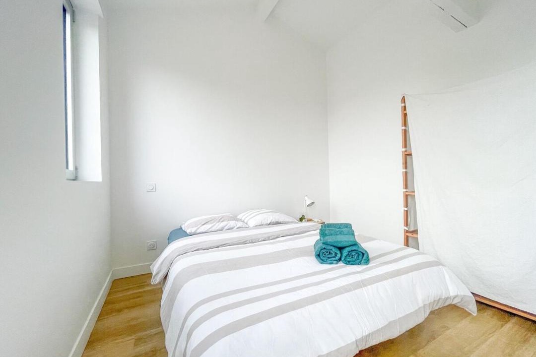 Photo of Bedroom in Talence