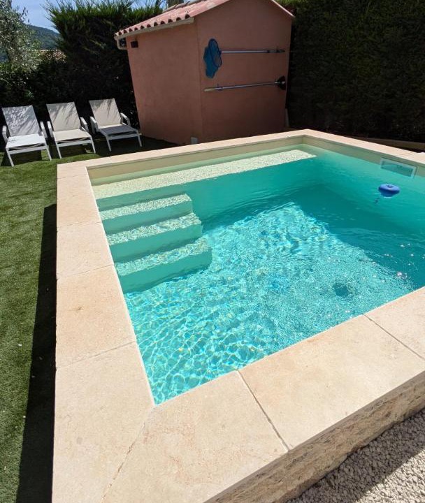 Photo of Others in Nyons