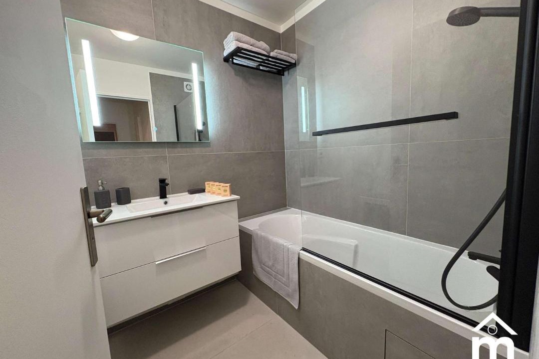Photo of Bathroom in Charenton-le-Pont