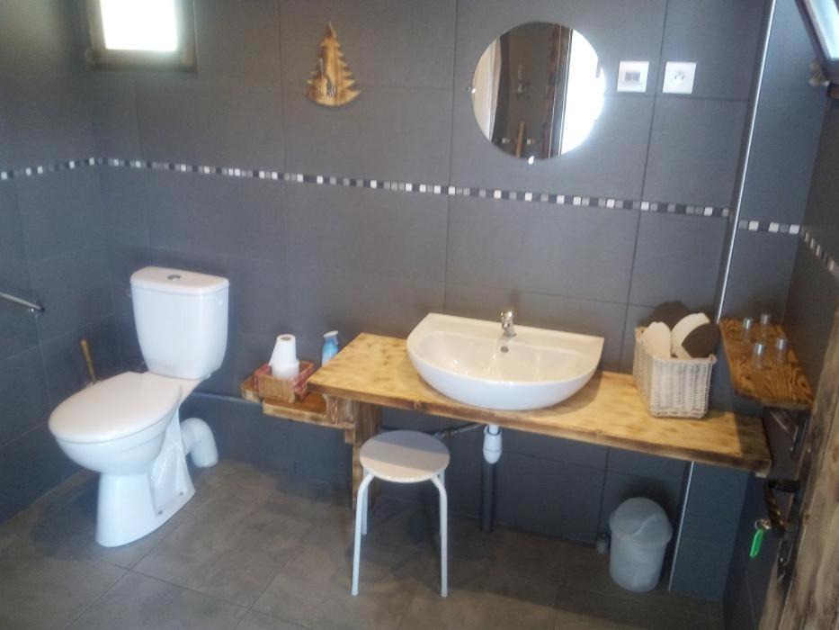 Photo of Bathroom in Champfromier