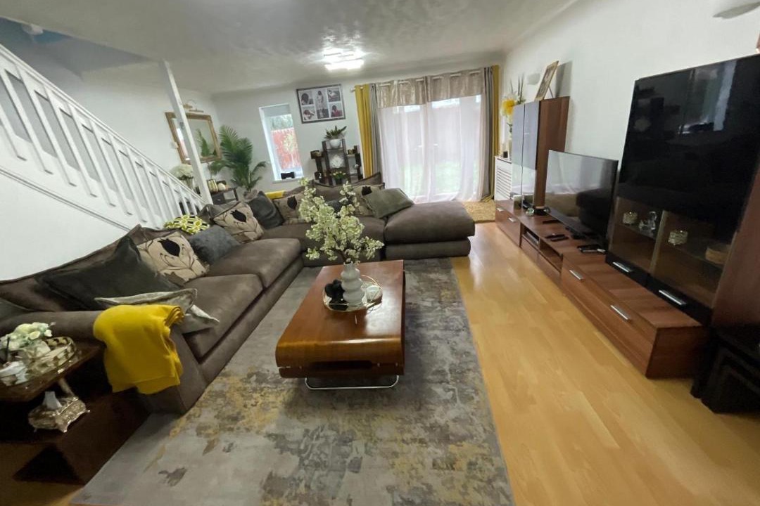 Photo of Livingroom in Corby