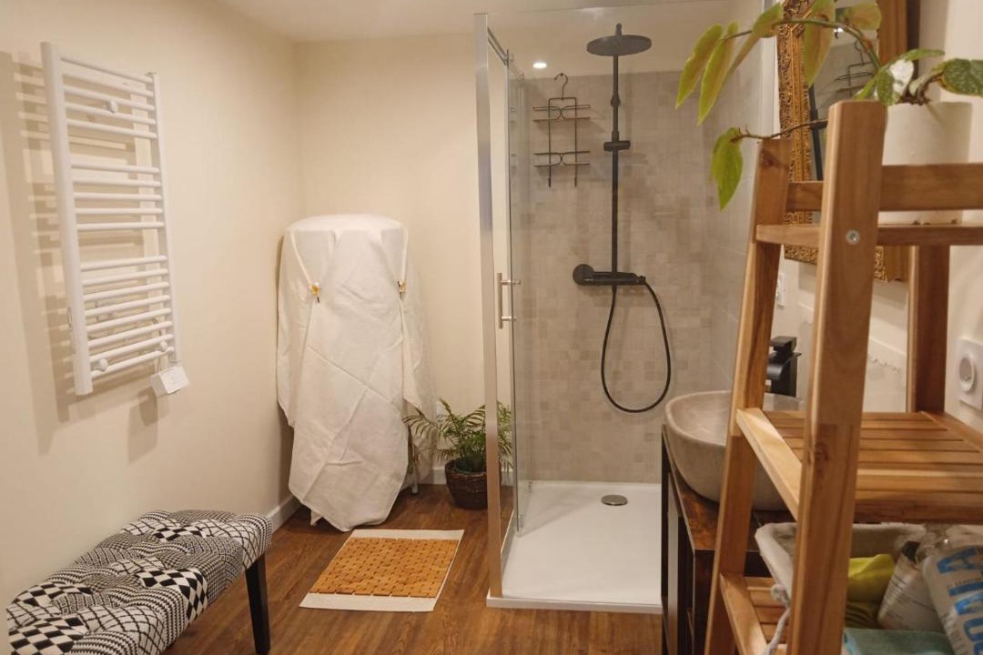 Photo of Bathroom in Regades