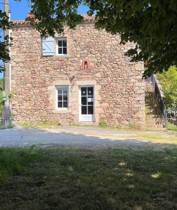 Photo of Others in Le Poire-sur-Vie