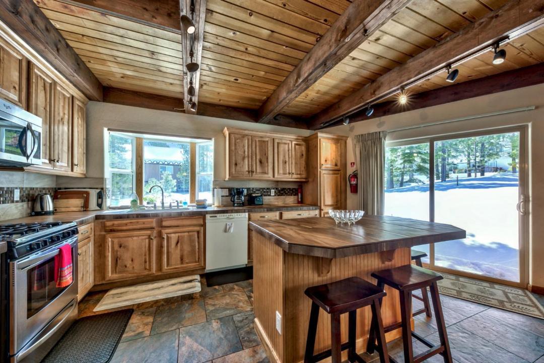 Photo of Kitchen in North Upper Truckee