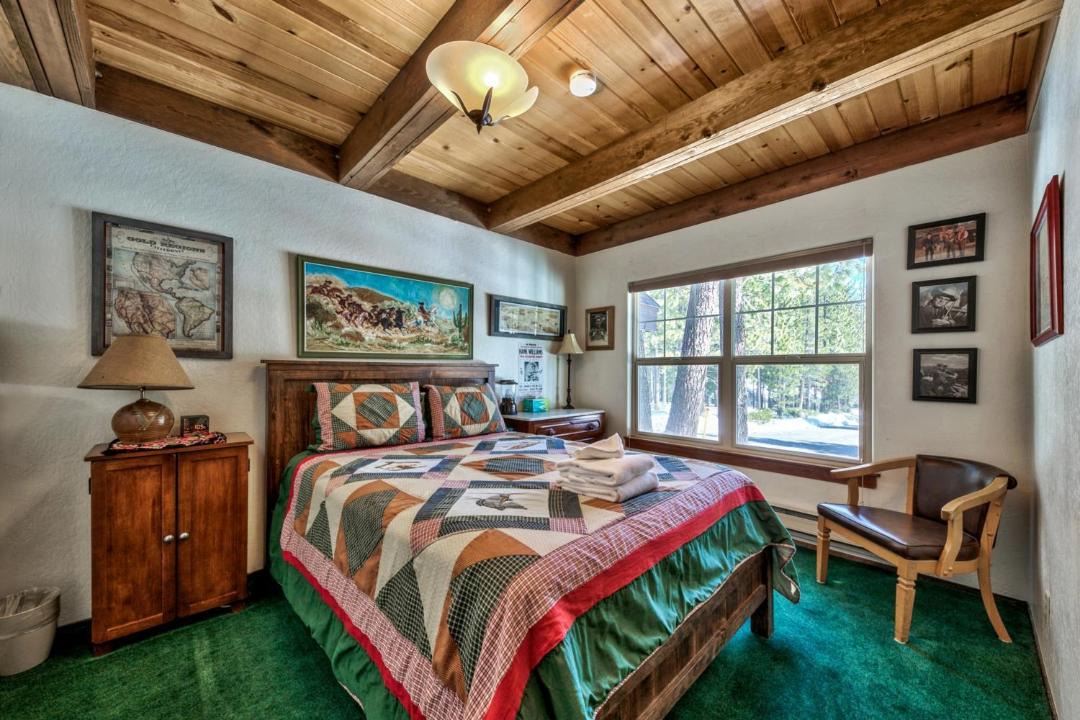 Photo of Bedroom in North Upper Truckee