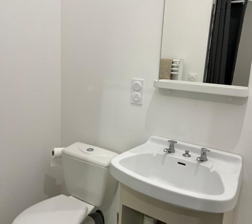 Photo of Bathroom in Les Chatelliers-Chateaumur