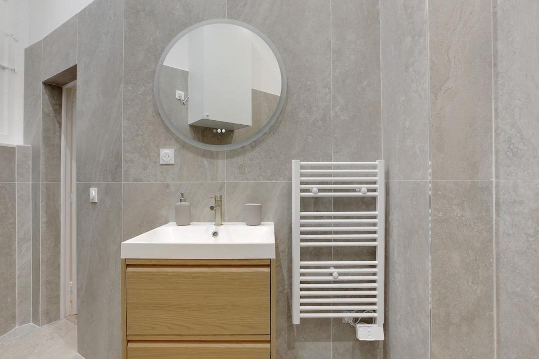 Photo of Bathroom in Odeon