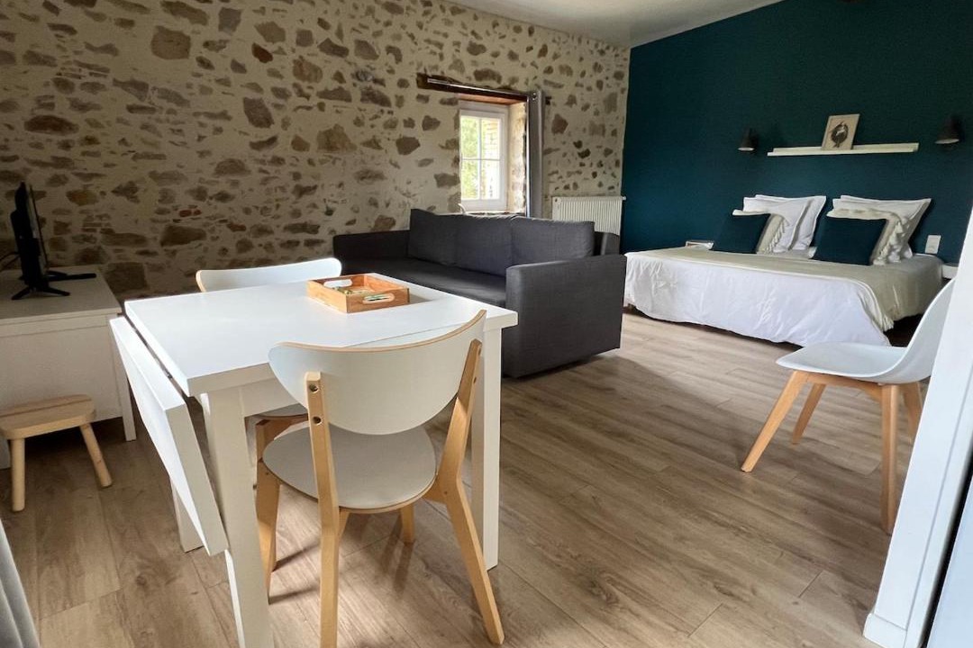 Photo of Others in Le Poire-sur-Vie
