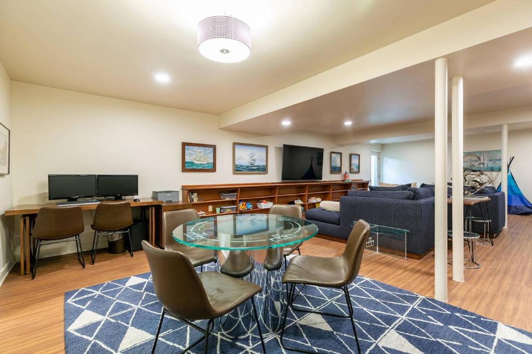 Photo of Others in Edgewater