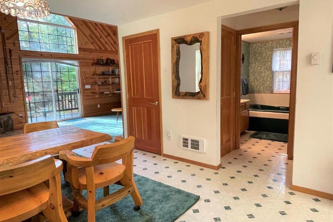 Photo of Others in Packwood