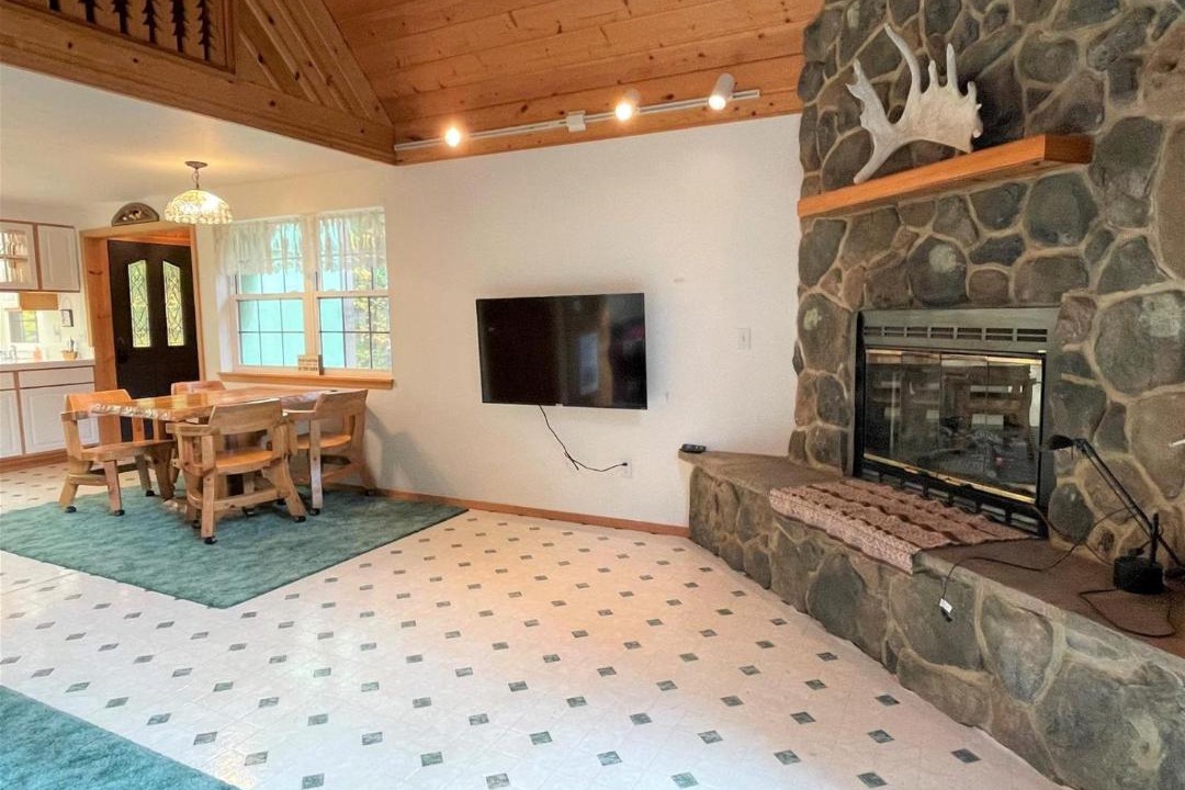 Photo of Others in Packwood