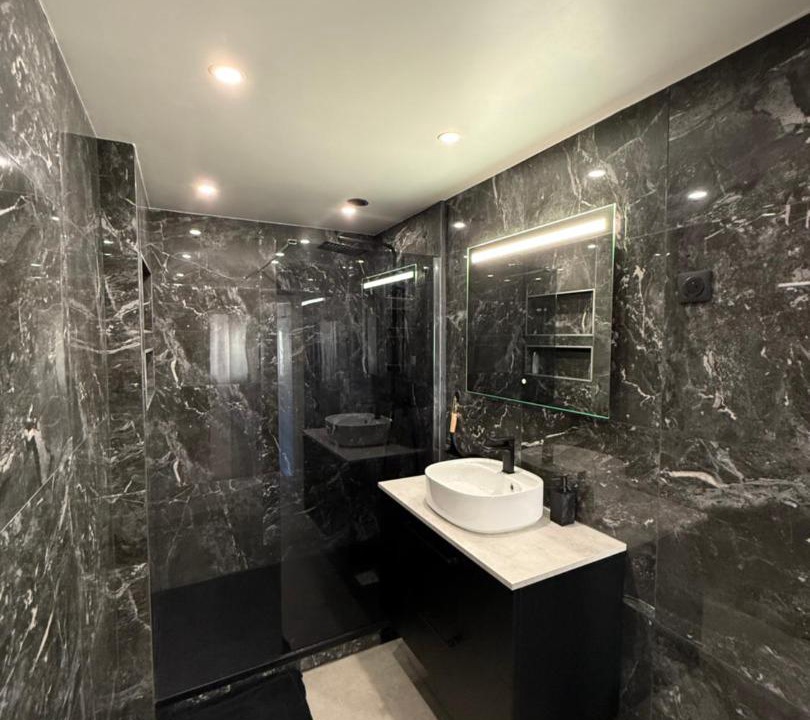 Photo of Bathroom in Drancy