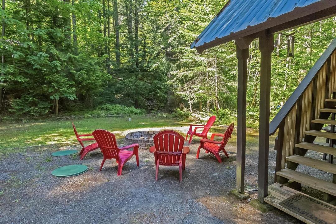 Photo of Others in Packwood