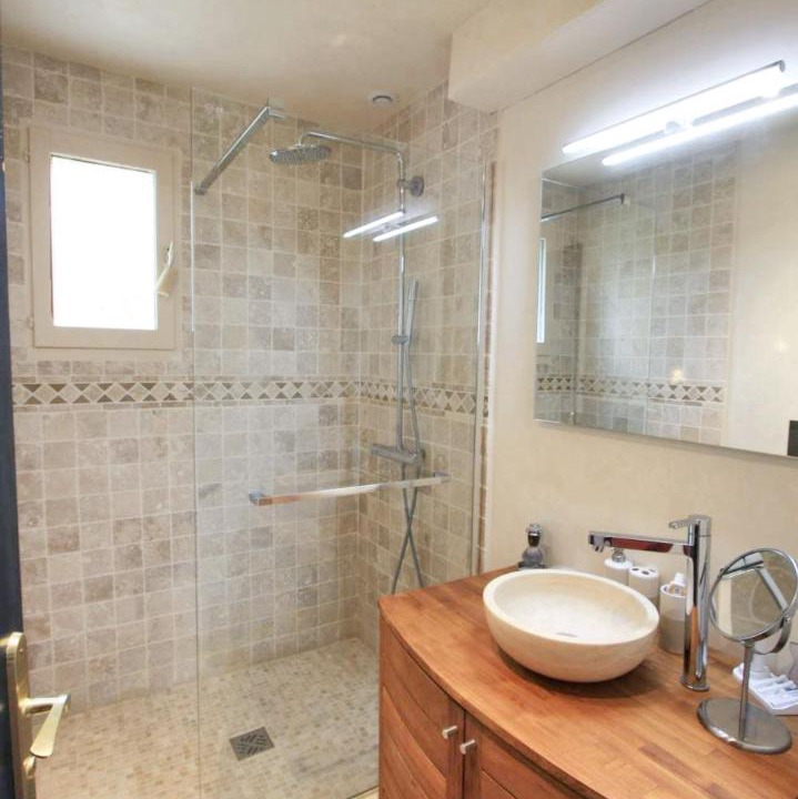 Photo of Bathroom in Arbonne-la-Foret