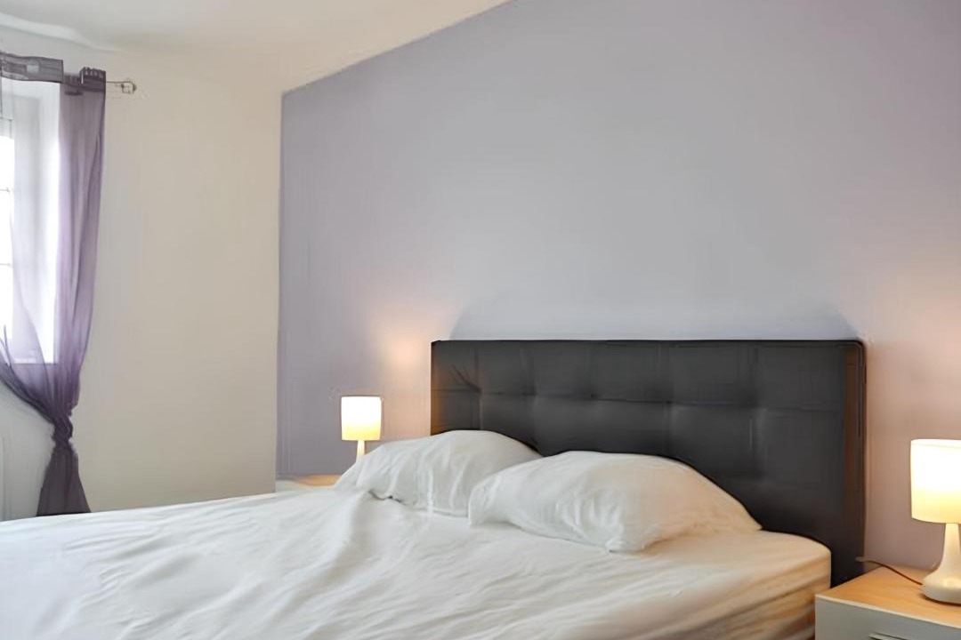 Photo of Bedroom in Saint-Martin-de-Lamps