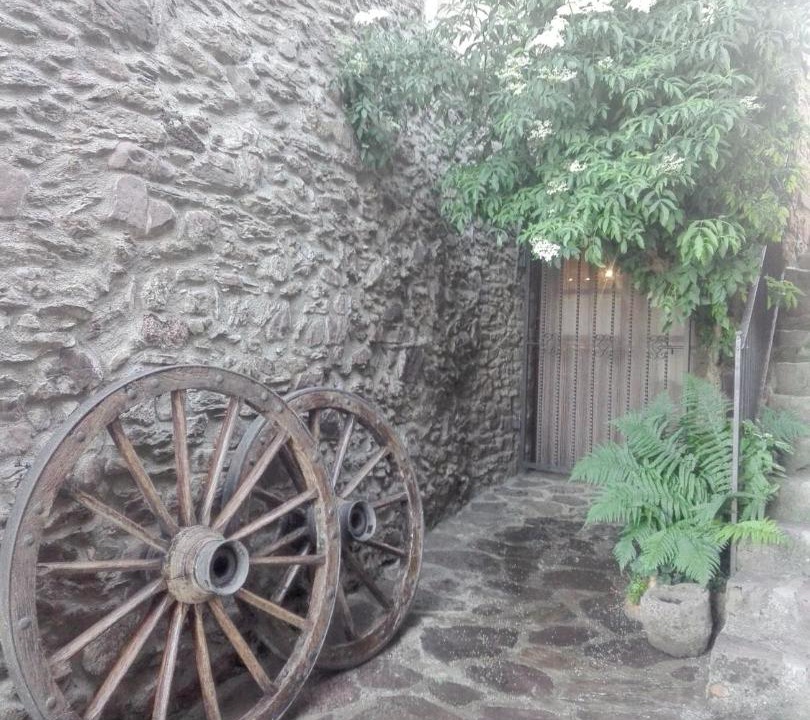 Photo of Others in Ardanue