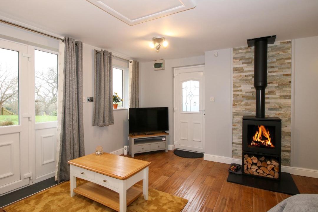 Photo of Others in Sugnall