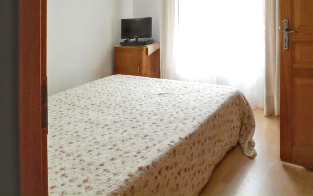 Photo of Bedroom in Nages