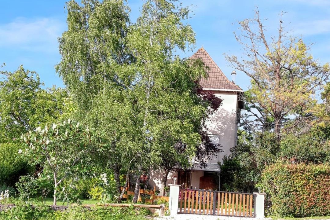 Photo of Others in Villeneuve d'Aveyron